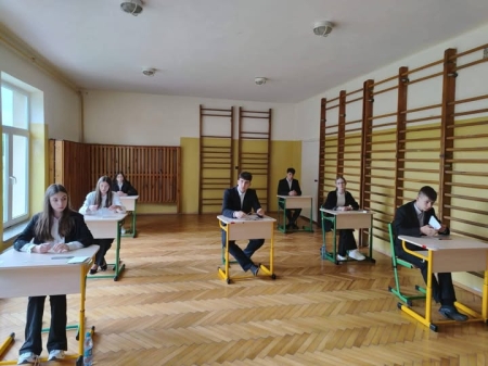 PO RAZ DRUGI NAJLEPSZE W POWIECIE WYNIKI EGZAMINU ÓSMOKLASISTÓW!
