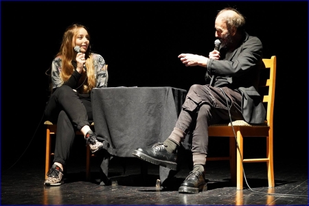 Spektakl profilaktyczny pt. „Wspomnienia narkomanki”, zaprezentowany przez Teatr...