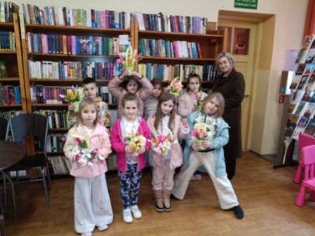 WARSZTATY DLA KL. I W BIBLIOTECE GMINNEJ.