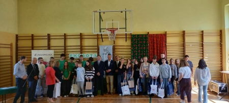  Sukces naszych uczniów w wojewódzkim konkursie „Miechowscy programiści zaprasza...